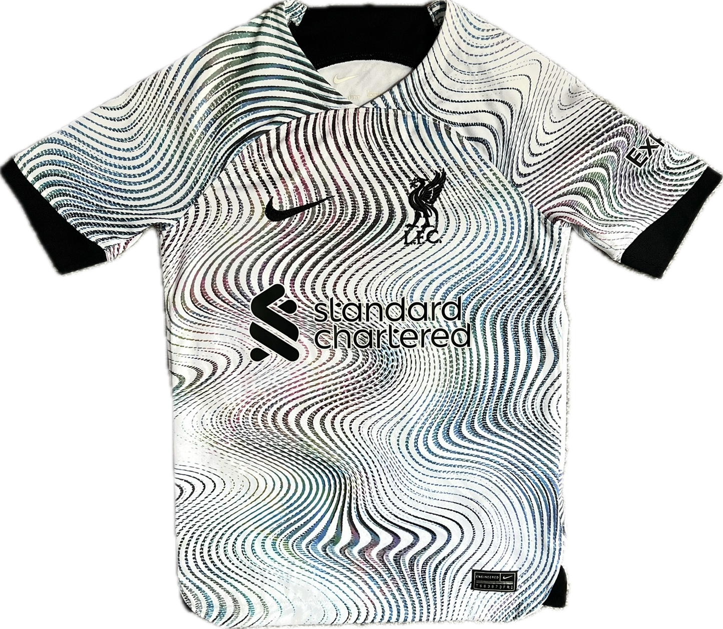 Liverpool 2022/23 ‘DARWIN’ Away Shirt - S Boys