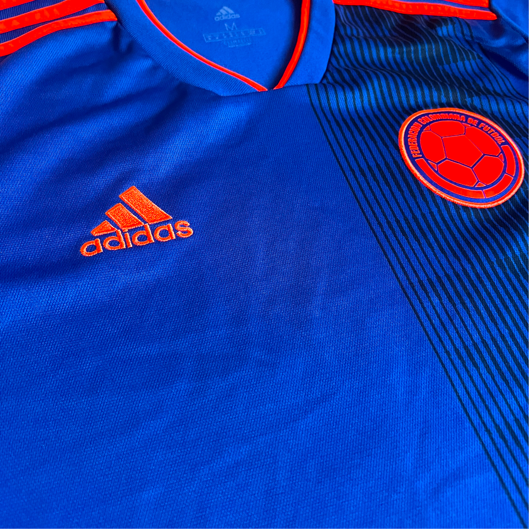 Colombia 2018/19 Away Shirt - M