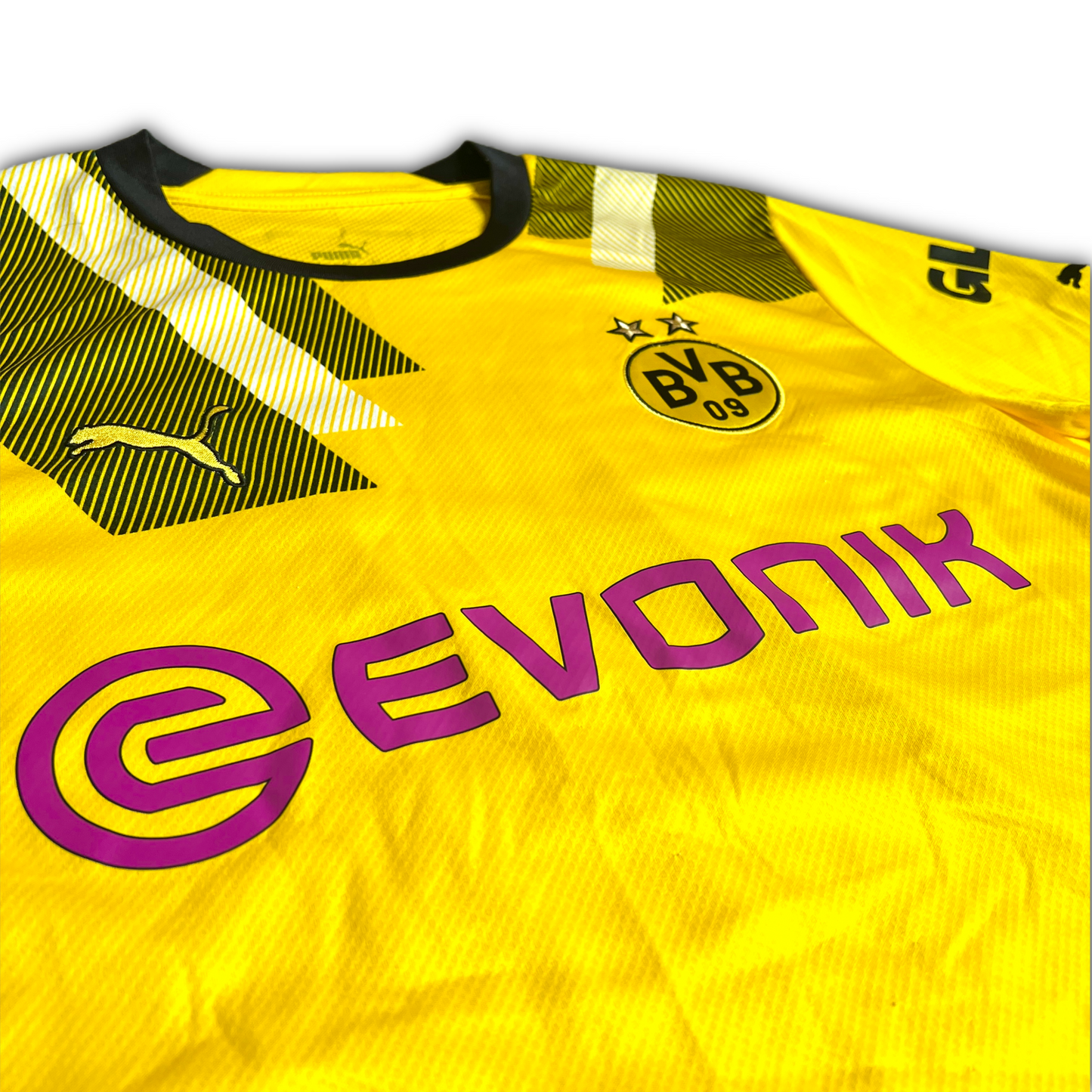 Borussia Dourtmund 2022/23 Cup Shirt - L