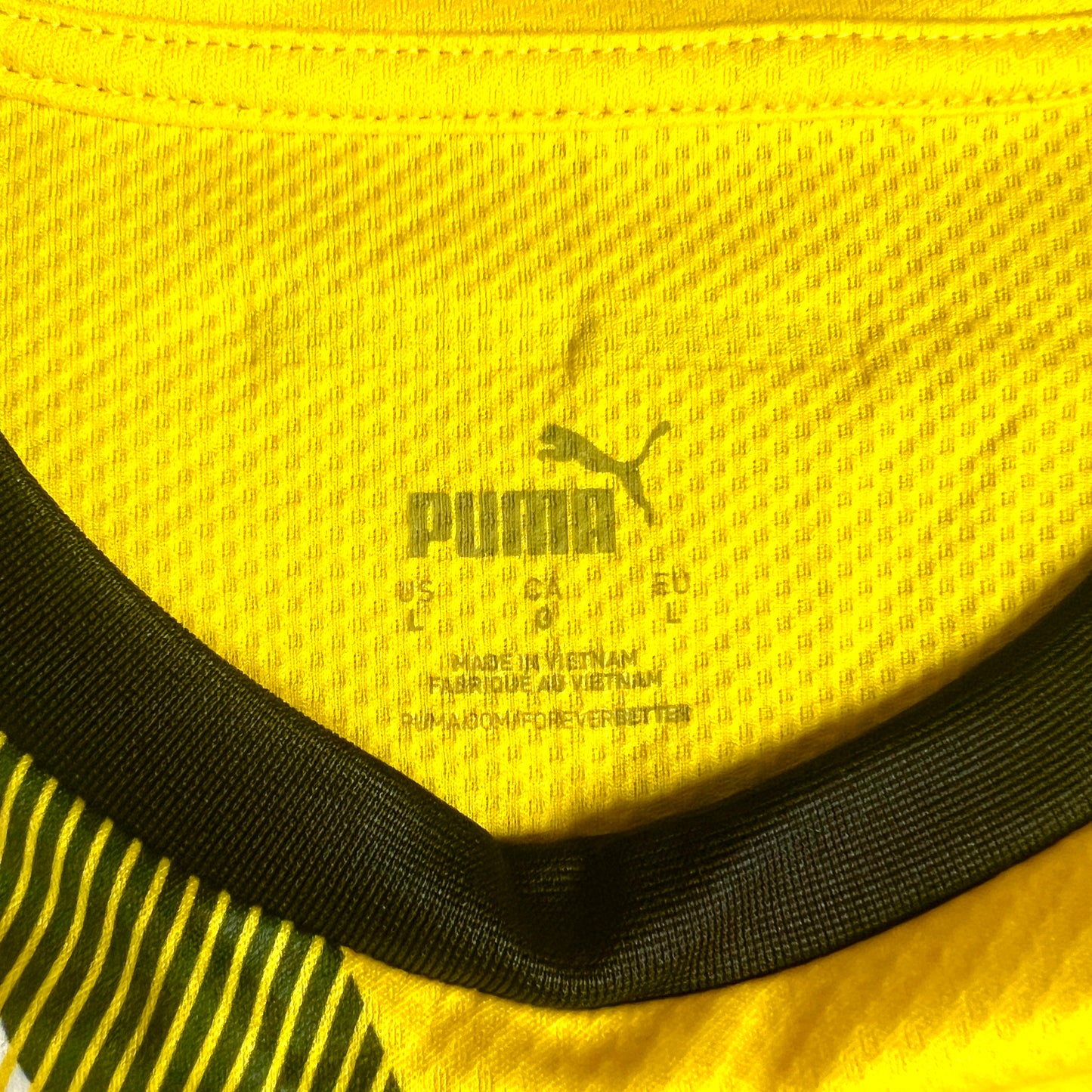 Borussia Dourtmund 2022/23 Cup Shirt - L
