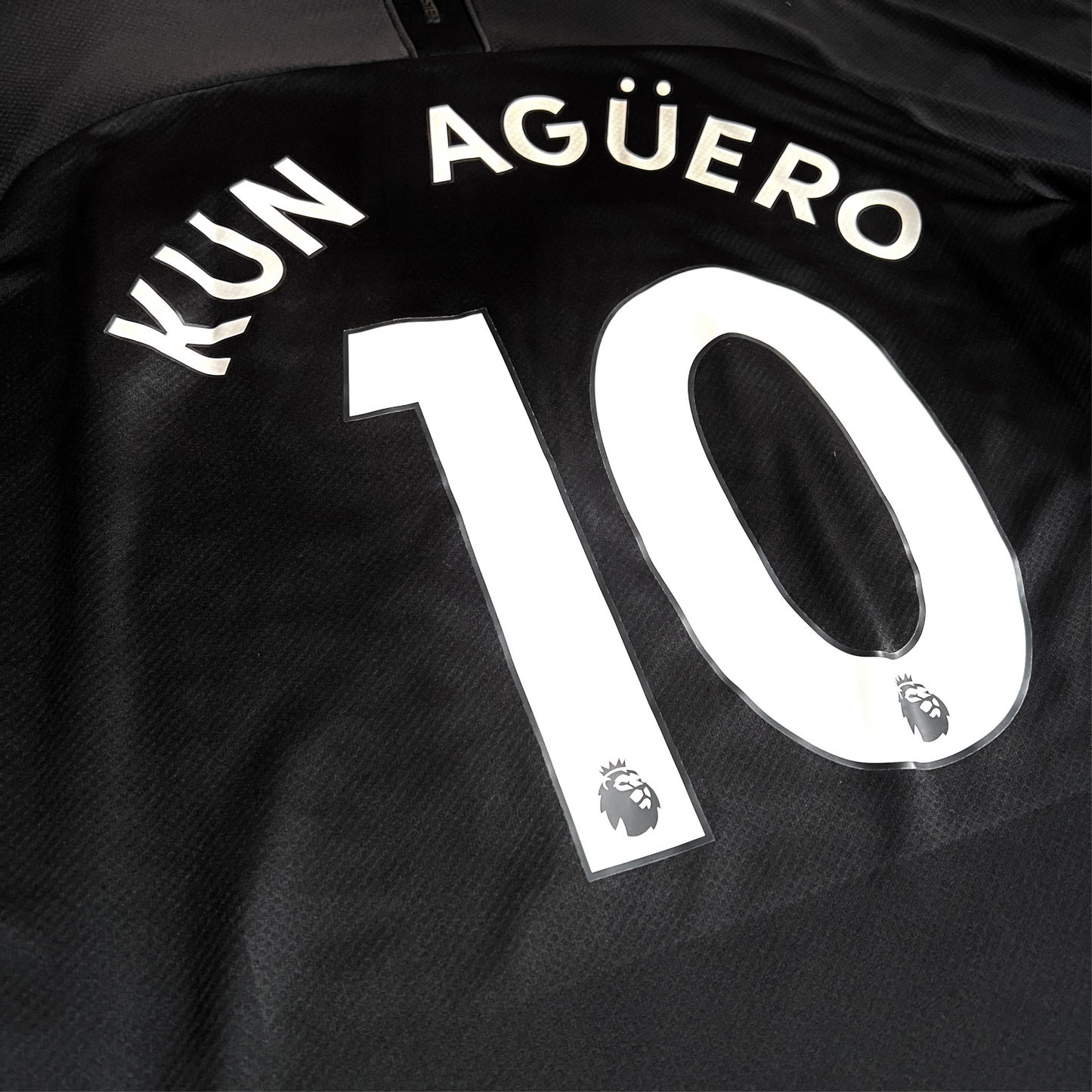 Manchester City 2019/20 'AGUERO' Away Shirt - XXL