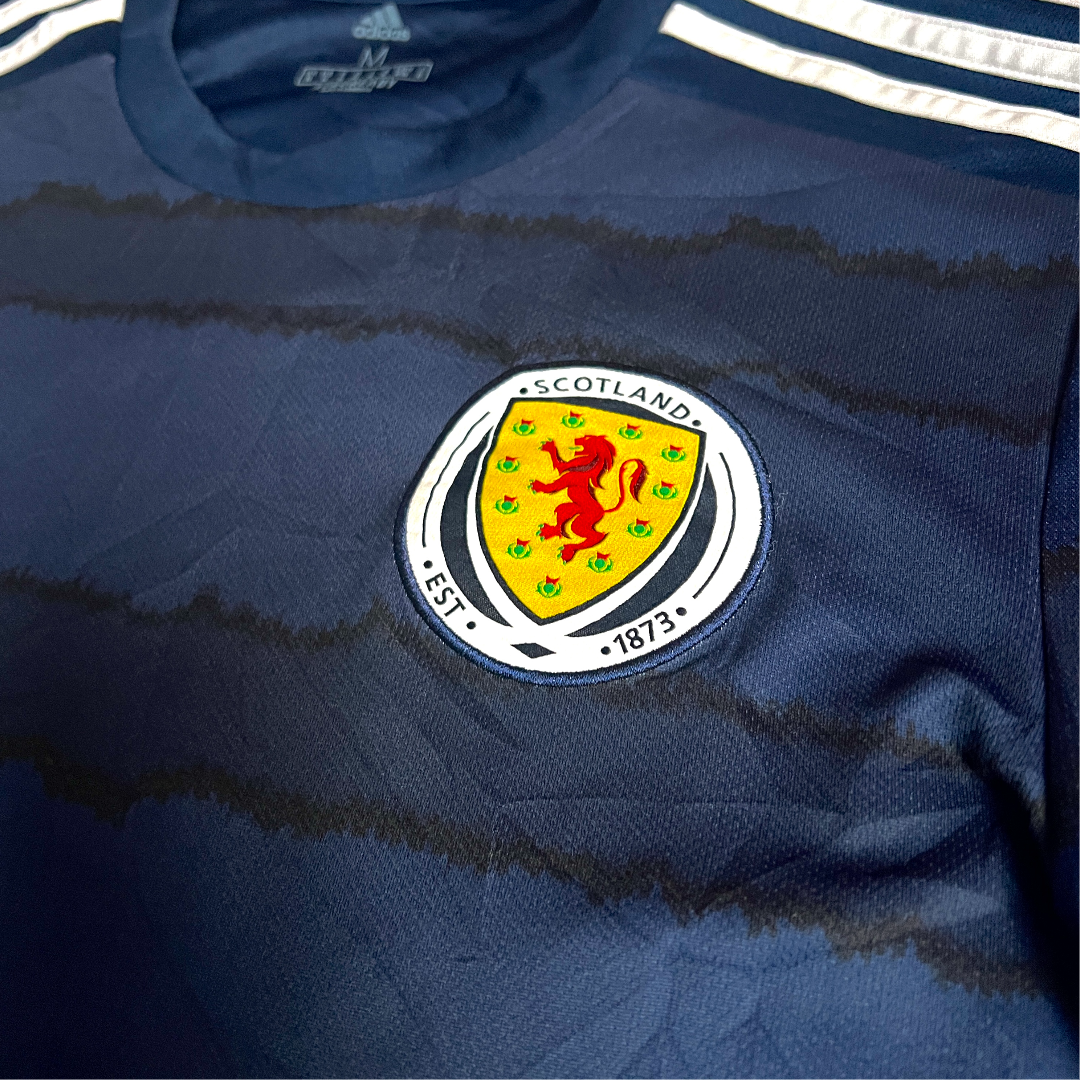 Scotland 2020/22 Home Shirt - M