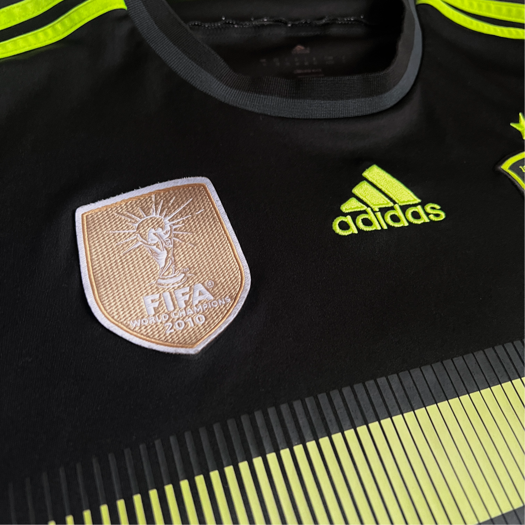 Spain 2014/15 Away Shirt - M
