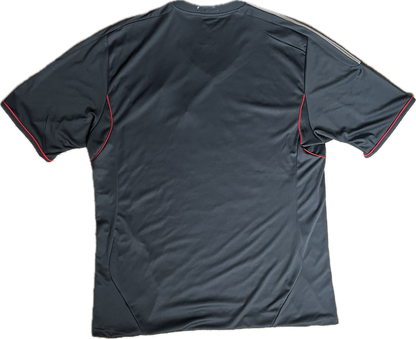 Liverpool 2011/12 Away Shirt - XL