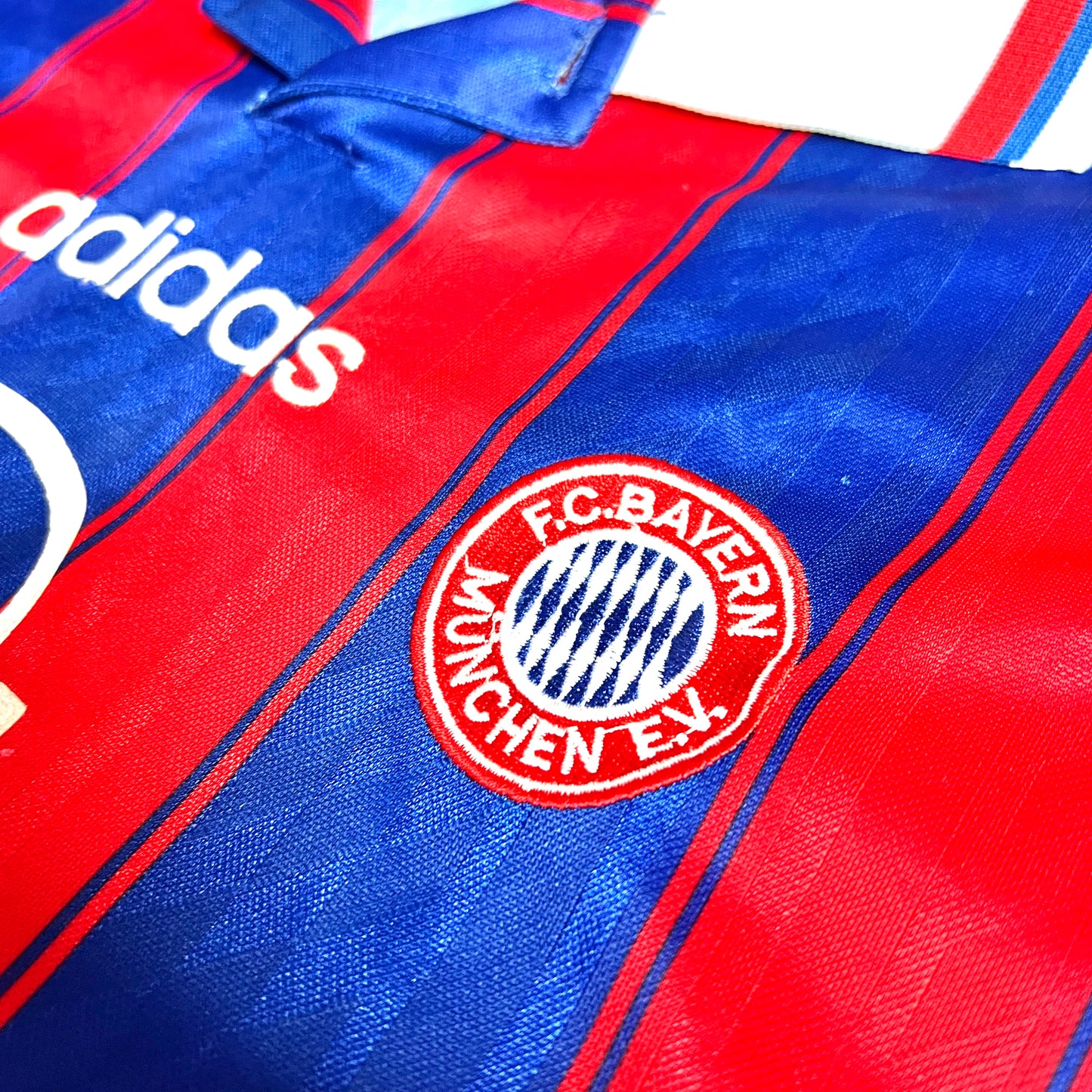 Bayern Munich 1995/97 Home Shirt - S